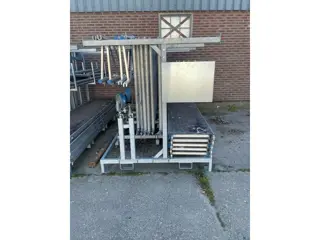 Rolstieger op opslag/transportbok