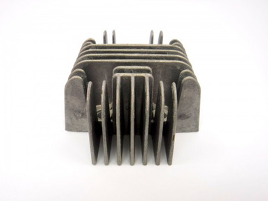 Used cilinderkop moto guzzi chiu zwart
