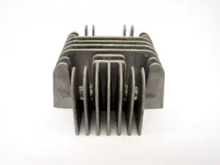 Used cilinderkop moto guzzi chiu zwart