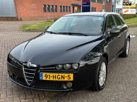 Alfa Romeo 159 Sportwagon 1.8 mpi Business ECC Android Electric pakket ESP TCS Leder LMV 16" Cruise 