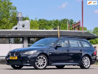BMW 5-serie Touring 525xi / M-PAKKET / PANO / LEER / OHB / SP VLG /
