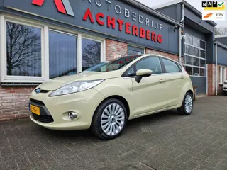 Ford Fiesta 1.6 Titanium Trekhaak! Airco/Clima! Cruise Control! Leuke Auto! NAP! PDC!