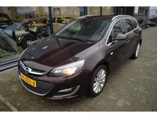 Opel Astra Sports Tourer 1.4 Turbo Sport