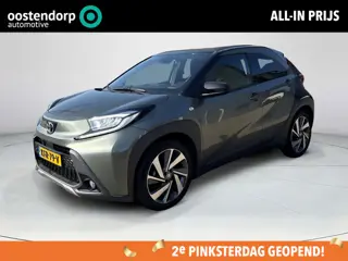 Toyota Aygo X 1.0 VVT-i S-CVT Premium **TWEEDE PINKSTERDAG GEOPEND/ CABRIO DAK/ KEYLESS/ STOELVERWAR