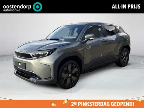 Toyota Urban Cruiser Executive 61 kWh **TWEEDE PINKSTERDAG GEOPEND/ LAND BREEZE GREEN/ NIEUWE AUTO/ 
