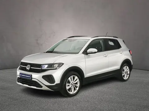 Volkswagen T-Cross Life Edition 1.0 TSI 95pk Adaptive cruise control, Stoelverwarming, Parkeersensor