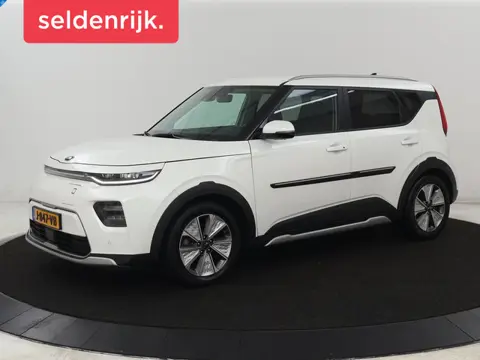 Kia e-Soul ExecutiveLine 64 kWh | SOH 100% | 3 Fase | 1e eigenaar | Trekhaak | Wamtepomp | Stoelvent