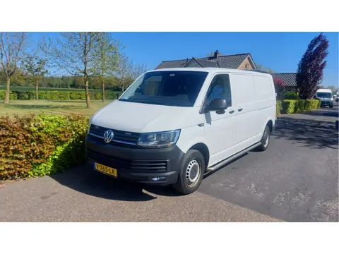 Volkswagen Transporter 2.0 TDI L2H1 Highline AIRCO/DSG BJ 2018