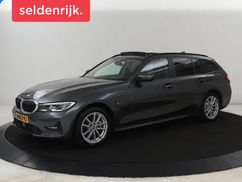 BMW 3-serie 320e Business Edition Plus | Panoramadak |  Adaptive cruise | Leder | Sportstoelen | Sto