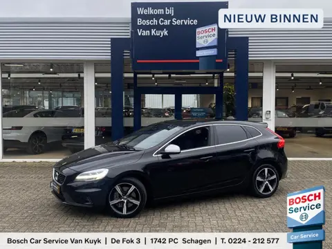 Volvo V40 1.5 T3 Polar+ Sport / Automaat / NL-Auto / Dealer-Onderhouden / Panodak / Harman-Kardon / 