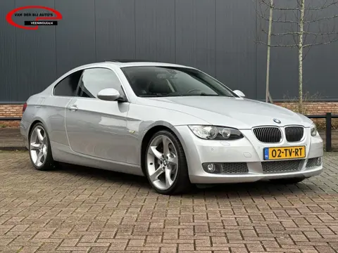 BMW 3-serie Coupé 335i Introduction / veel extra's / 199dkm / nl-auto