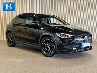 Mercedes-Benz GLA 180 AMG STYLING-PANODAK-MEMORY-NIGHT-MULTIBEAM-WIDESCREEN-COMPLEET