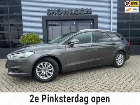 Ford Mondeo Wagon 1.5 Titanium Lease Edition NAVI|APPLE CARPLAY|TREKHAAK|CAMERA|PDC|STOELVERWARMING