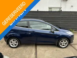 Ford Fiesta 1.25 Titanium 140.434 KM NAP/AIRCO/TREKHAAK/NIEUWE APK!
