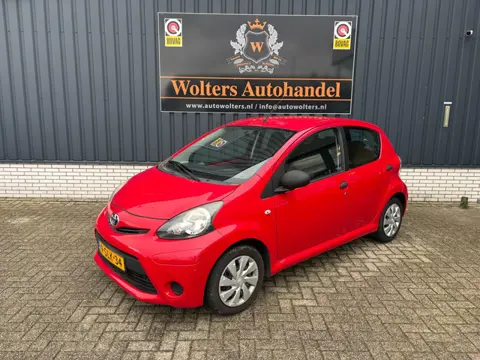 Toyota Aygo 1.0 VVT-i Now *AC