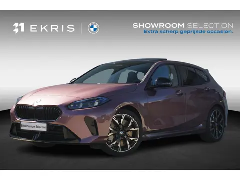 BMW 1 Serie 120 | M Sportpakket Pro | Harman Kardon | Panoramadak | Stuurwielrand verwarmd | Trekhaa