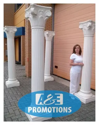 romeinse rekwisiet verhuur keizerbuste pilaren etc. info@winterdecoratieverhuur.com