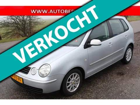 Volkswagen Polo 1.4-16V // 5-DRS /AIRCO / CRUISE / TREKHAAK //