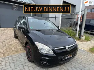 Hyundai I30 1.4i Dyna Airco Elek Ramen LAGE KM!!