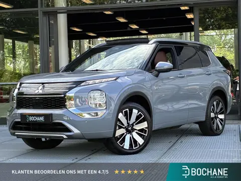 Mitsubishi Outlander 2.4 PHEV Instyle+ | Leder | Panoramadak | Yamaha Premium | Adaptieve Cruise Con