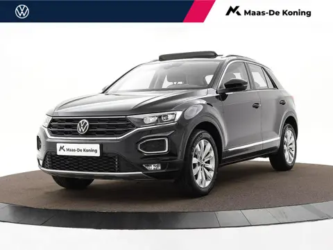 Volkswagen T-Roc 1.5 TSI 150pk DSG Sport · Panoramadak · Camera · Keyless · Apple/Android Car Play ·