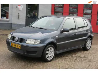 Volkswagen Polo 1.4-16V Trendline , 5 DEURS , Trekhaak.