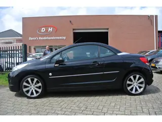 Peugeot 207 CC 1.6 VTi Roland Garros automaat leder inruil mogelijk