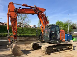 Hitachi ZAXIS 225-USLTC-6 (bj 2020)