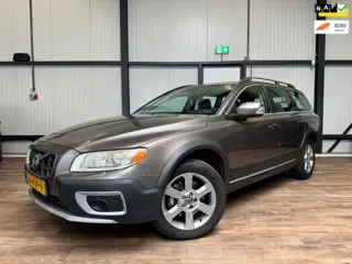 Volvo XC70 2.4 D5 Summum / AWD / Automaat / LEDER / CRUISE / BLIS / Memory /