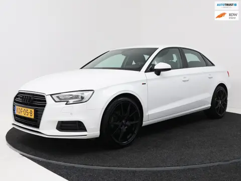 Audi A3 LIMOUSINE 30 TFSI S-Line