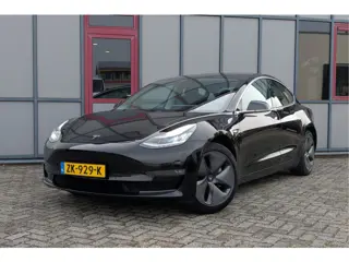 Tesla Model 3 Standard RWD Plus 60kWh SOH 84% Trekhaak