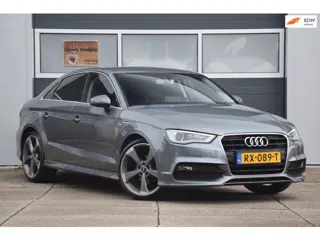 Audi A3 Limousine 1.4 TFSI Ambition S LINE ROTOR VELGEN 19"/ZWARTE HEMEL/STOELVERWARMING/XENON