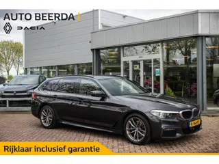 BMW 5-serie Touring 530i High Executive | M-pakket | Lederen Bekleding