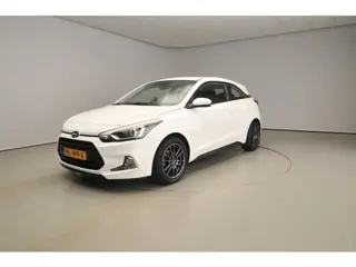 Hyundai i20 Coupé 1.2 HP i-Motion Comfort | Parkeersensoren | Climate | Cruise Control