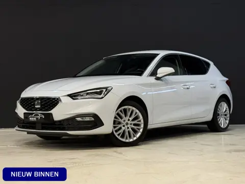 SEAT Leon 1.5 eTSI Style Business Intense | Camera | Apple Carplay | Keyless