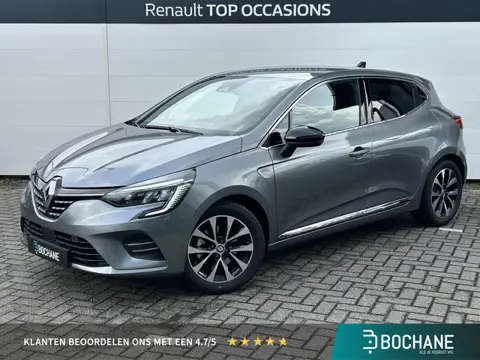Renault Clio 1.6 E-Tech Hybrid 145 Techno | Navigatie | Camera | Verwarmbare voorstoelen & Stuurwiel