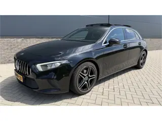 Mercedes-Benz A-Klasse 180 Business Solution Luxury Panoramadak / Sportstoelen / 1/2 leren bekleding