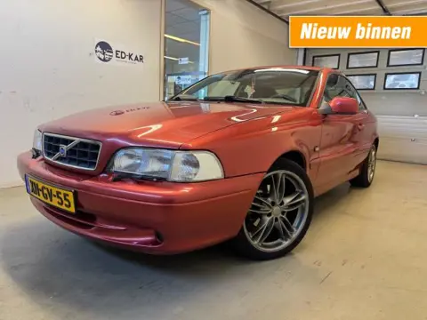 VOLVO C70 2.4 T Luxury AUT AIRCO RIJDT GOED PDC NAP APK 4-2027 LIEFHEBBER