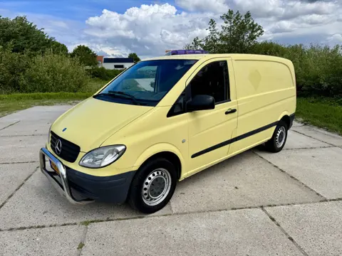 Mercedes-Benz Vito 109 CDI airco 2 zits trekhaak (bj 2010)