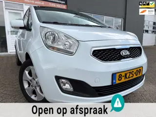 Kia Venga 1.6 CVVT Super Pack van 1ste Eig in automaat en elec panoramadak en navigatie en bluetooth