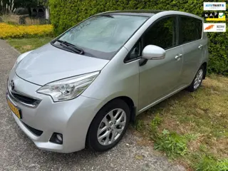 Toyota Verso-S 1.3 VVT-i Trend. Automaat! Panaromadak!