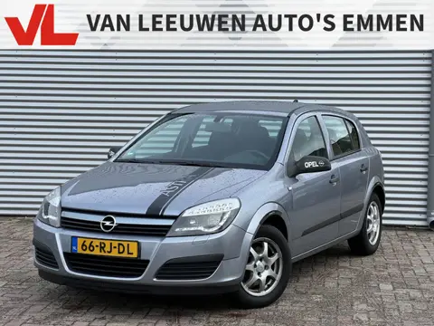 Opel Astra 1.6 Essentia | Nieuw Binnen! | Airco | PDC | Cruise