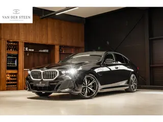 BMW 5-serie Touring 530e M Sport Edition Panoramadak | H&K | Stoelventilatie