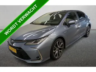 Toyota Corolla 1.8 Hybrid Executive Sedan / Leder / Navigatie / Xenon / Pdc.V+A / Airco-ecc./ Radio 