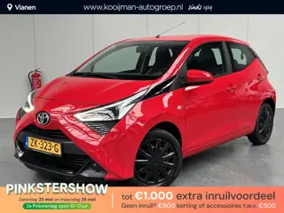 Toyota Aygo 1.0 VVT-i x-play limited Dealer onderhouden, Apple Carplay & Trekhaak!