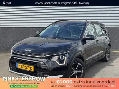 Kia Niro 1.6 GDi PHEV DynamicLine Plug-in, NL-auto! BTW-auto, Navigatie, Parkeersensoren voor + acht