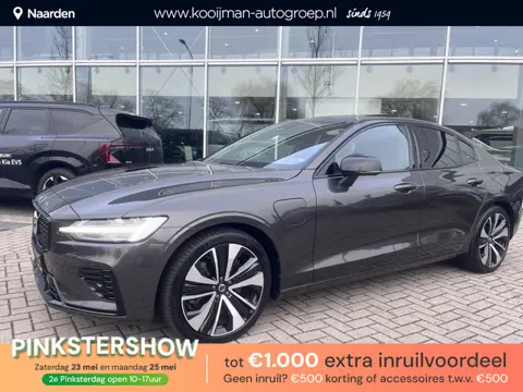 Volvo S60 Recharge T6 AWD Plus Dark | NL-AUTO | Harman & Kardon | Schuif-/kanteldak | Stoel-& stuurv