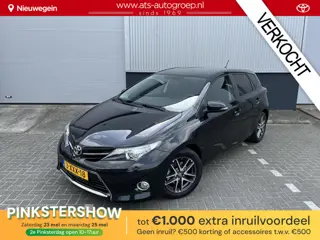 Toyota Auris 1.3 Trend Luxe | Navigatie | All Season Banden | Lm velgen | Stoelverwarming