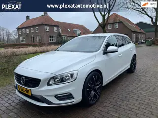 Volvo V60 1.6 T3 R-Design Aut. | Origineel NL | Slechts 95.000KM | Sportpakket | Historie | Navigati