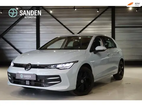 Volkswagen Golf 1.5 TSI Life Edition|115PK|LED|Navigatie|Camera|Stoelverwarming|Head Up|